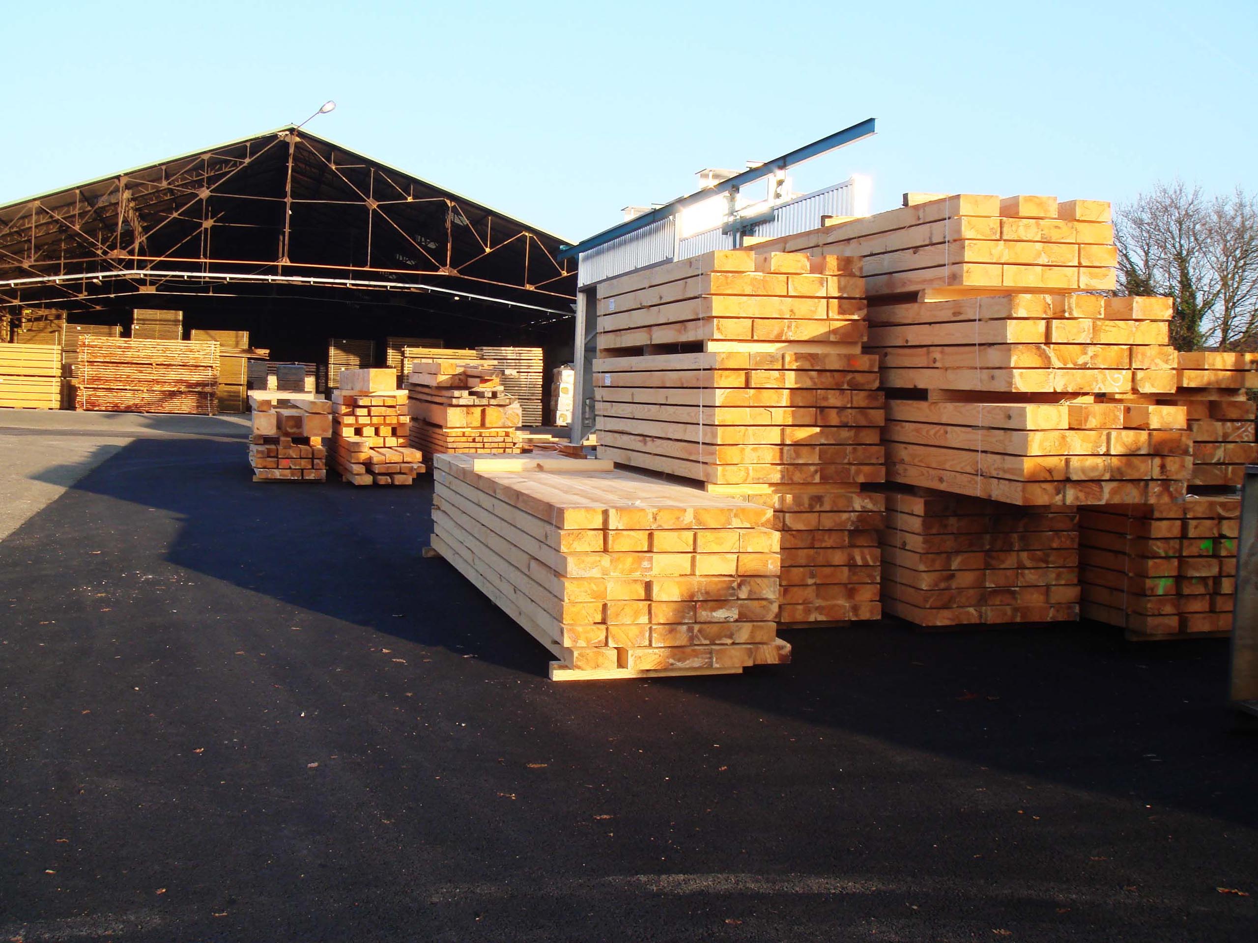 stockage bois scie scierie pin des landes labat merle